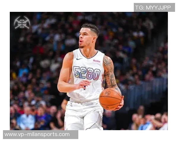 小迈克尔波特半场表现出色14中7砍下20分外加8篮板三分球命中率高达50